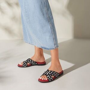 Vivaia Paige Pro Slide Sandals in Abstract Dots
